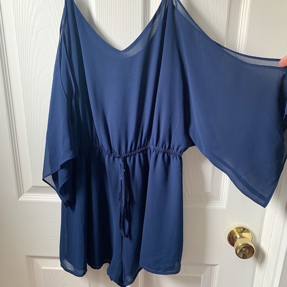 Romper - Picture 2 of 4